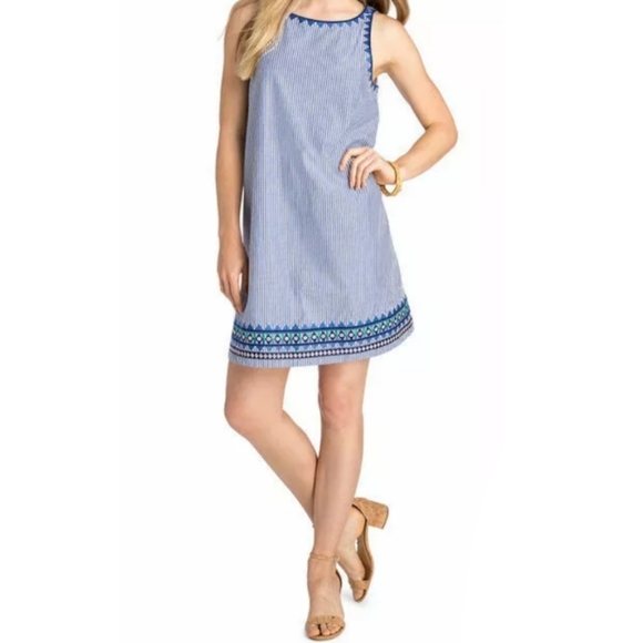 Vineyard Vines Dresses & Skirts - ❌ NWT Vineyard Vines Geo Embroidered Swing Dress